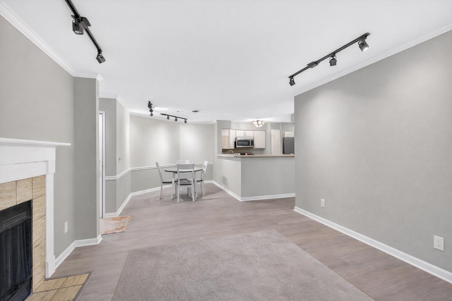 9 Captains Court, Unit 2 Madison, WI 53719 - Photo 7 of 35