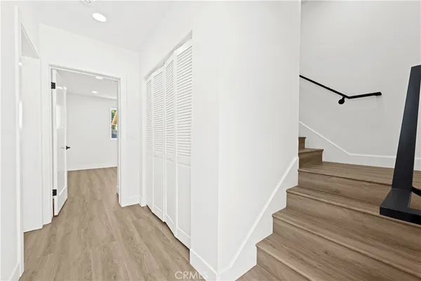 $4,265 | 6700 Kester Avenue, Van Nuys, CA 91405
