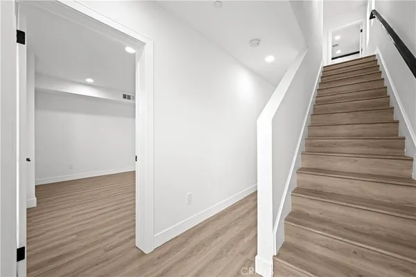 $4,265 | 6700 Kester Avenue, Van Nuys, CA 91405