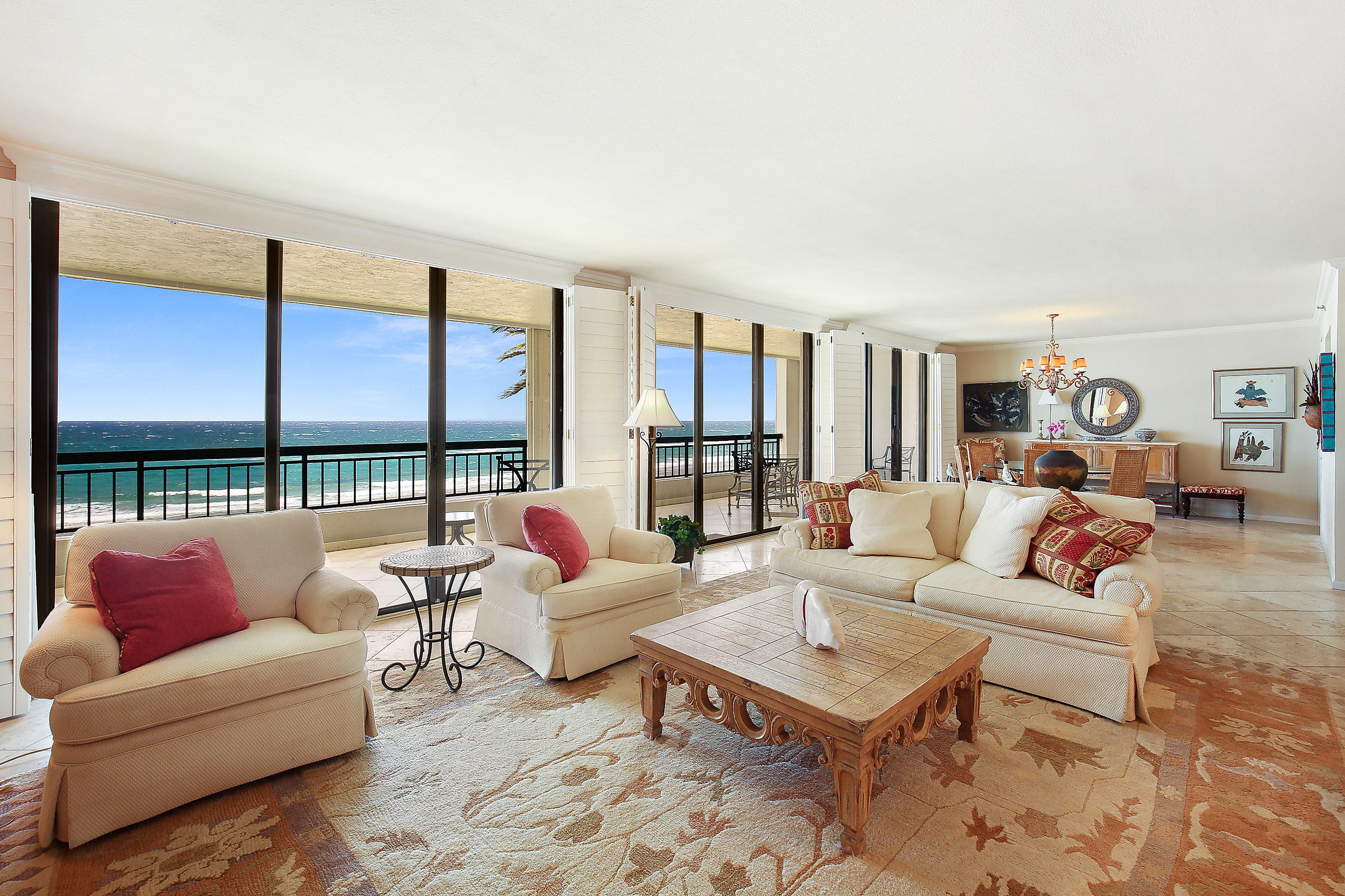 2000 North Ocean Boulevard, Unit 202 Boca Raton, FL 33431 - Photo 6 of 31 Living Room