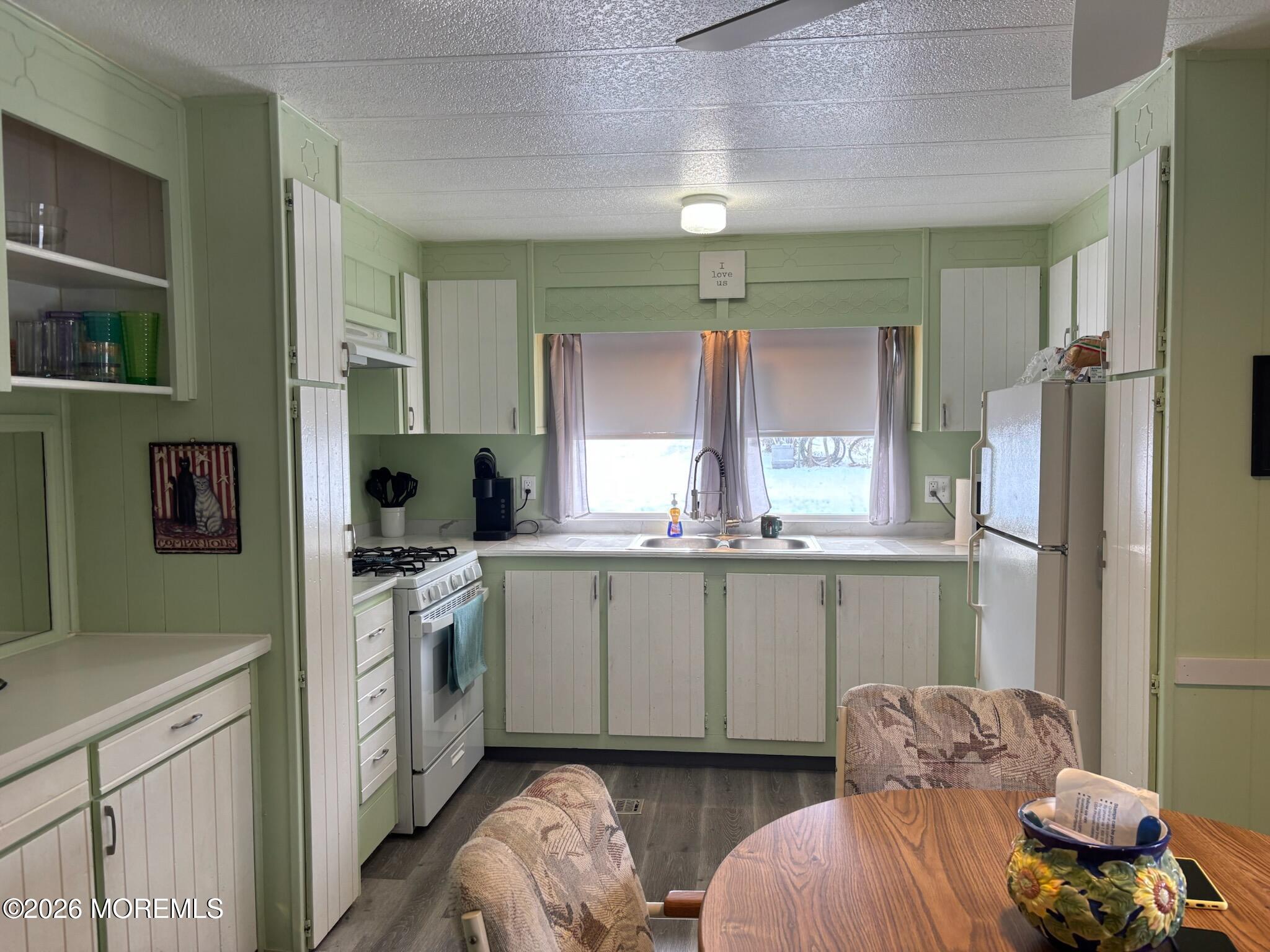 4 Alexander Avenue Jackson, NJ 08527 - Photo 14 of 29 IMG_3645