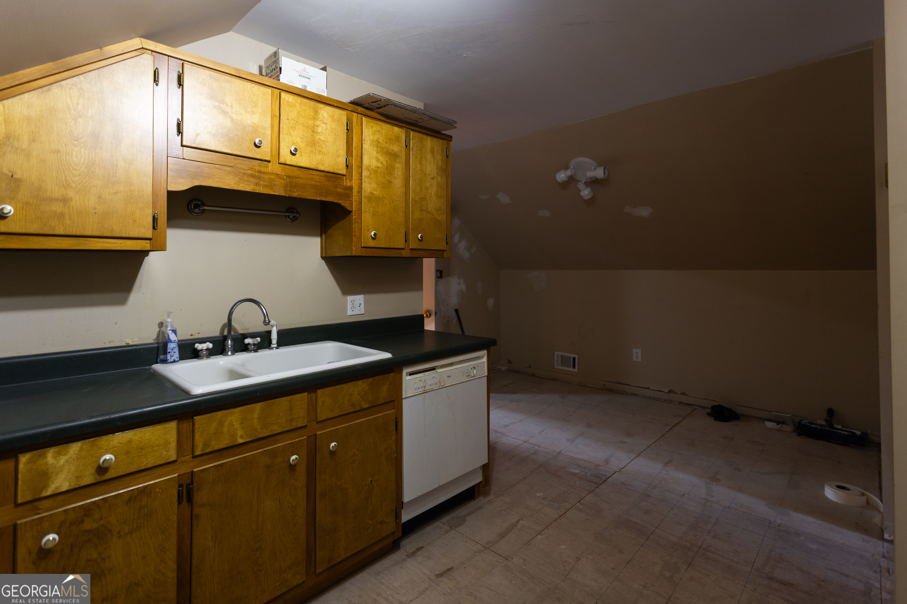 1441 Dickson Road Rutledge, GA 30663 - Photo 26 of 51