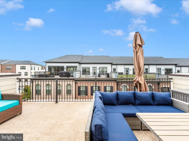 $960,000 | 521 Triggerfish Drive, Oxon Hill, MD 20745