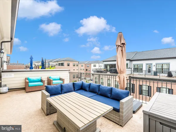 $950,000 | 521 Triggerfish Drive, Oxon Hill, MD 20745