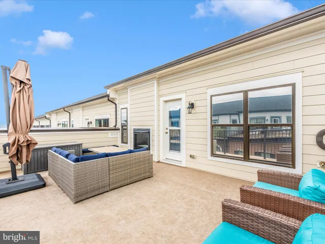 $960,000 | 521 Triggerfish Drive, Oxon Hill, MD 20745