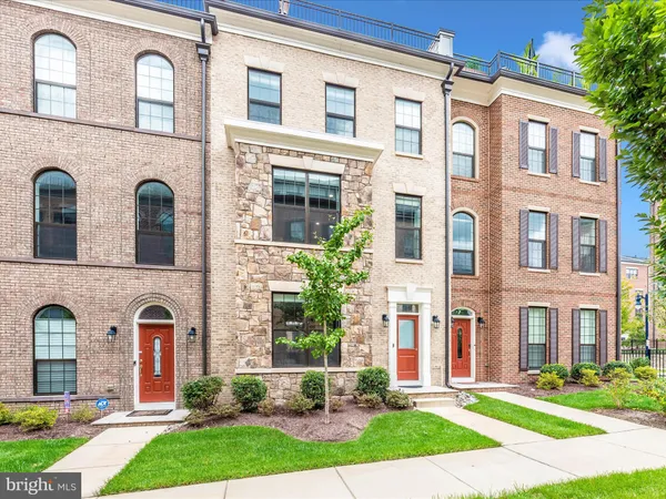 $950,000 | 521 Triggerfish Drive, Oxon Hill, MD 20745