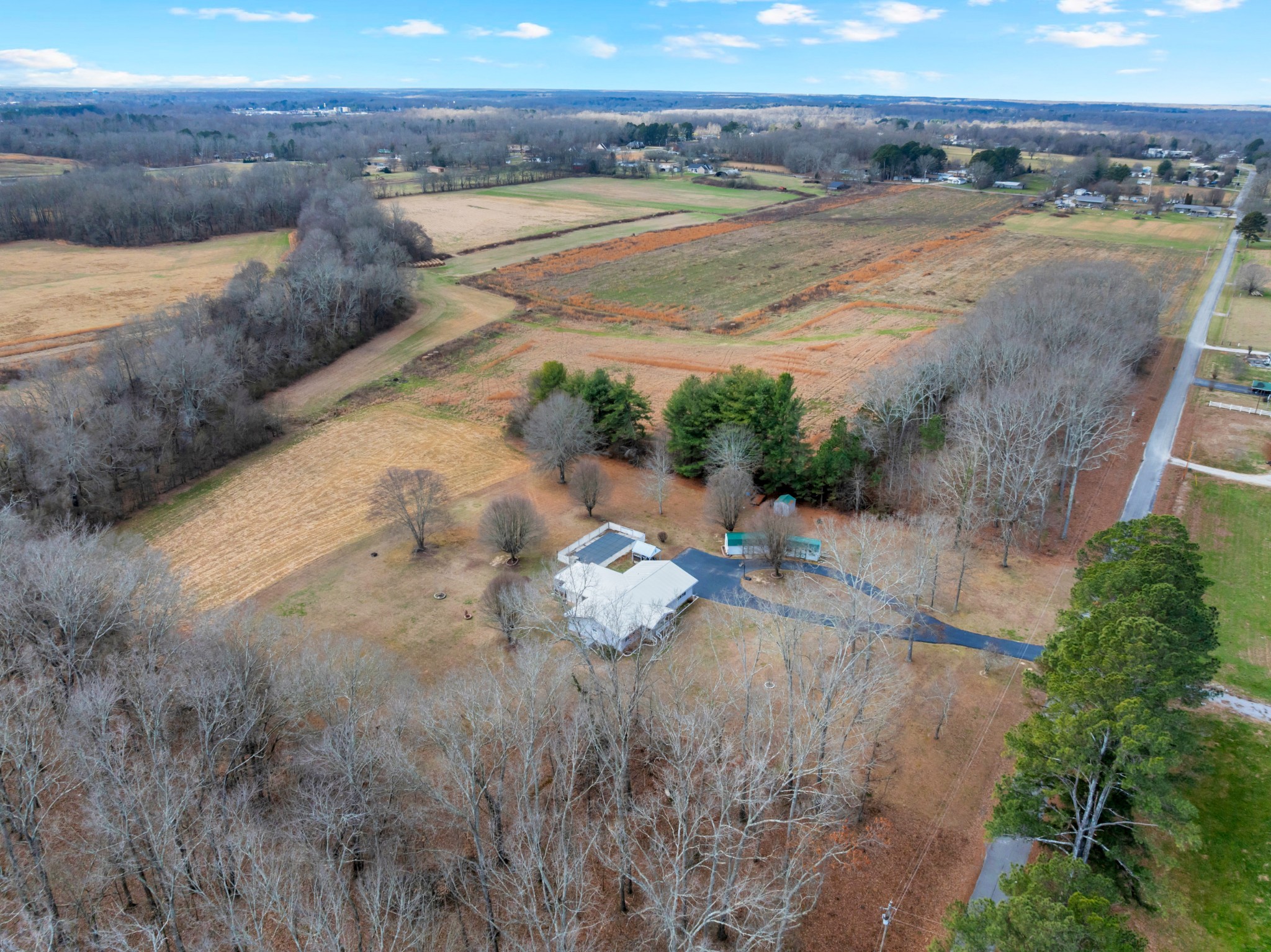 442 Carr Road Manchester, TN 37355 - Photo 2 of 42