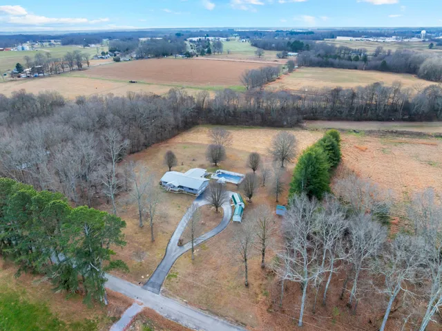 $450,000 | 442 Carr Road, Manchester, TN 37355