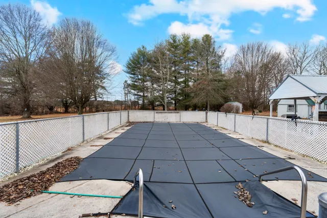 $450,000 | 442 Carr Road, Manchester, TN 37355