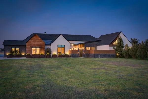 $1,095,000 | 8114 County Road 7000, Lubbock, TX 79407
