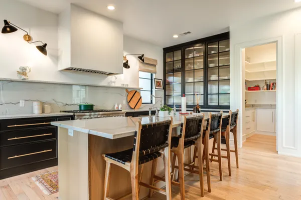 $1,095,000 | 8114 County Road 7000, Lubbock, TX 79407