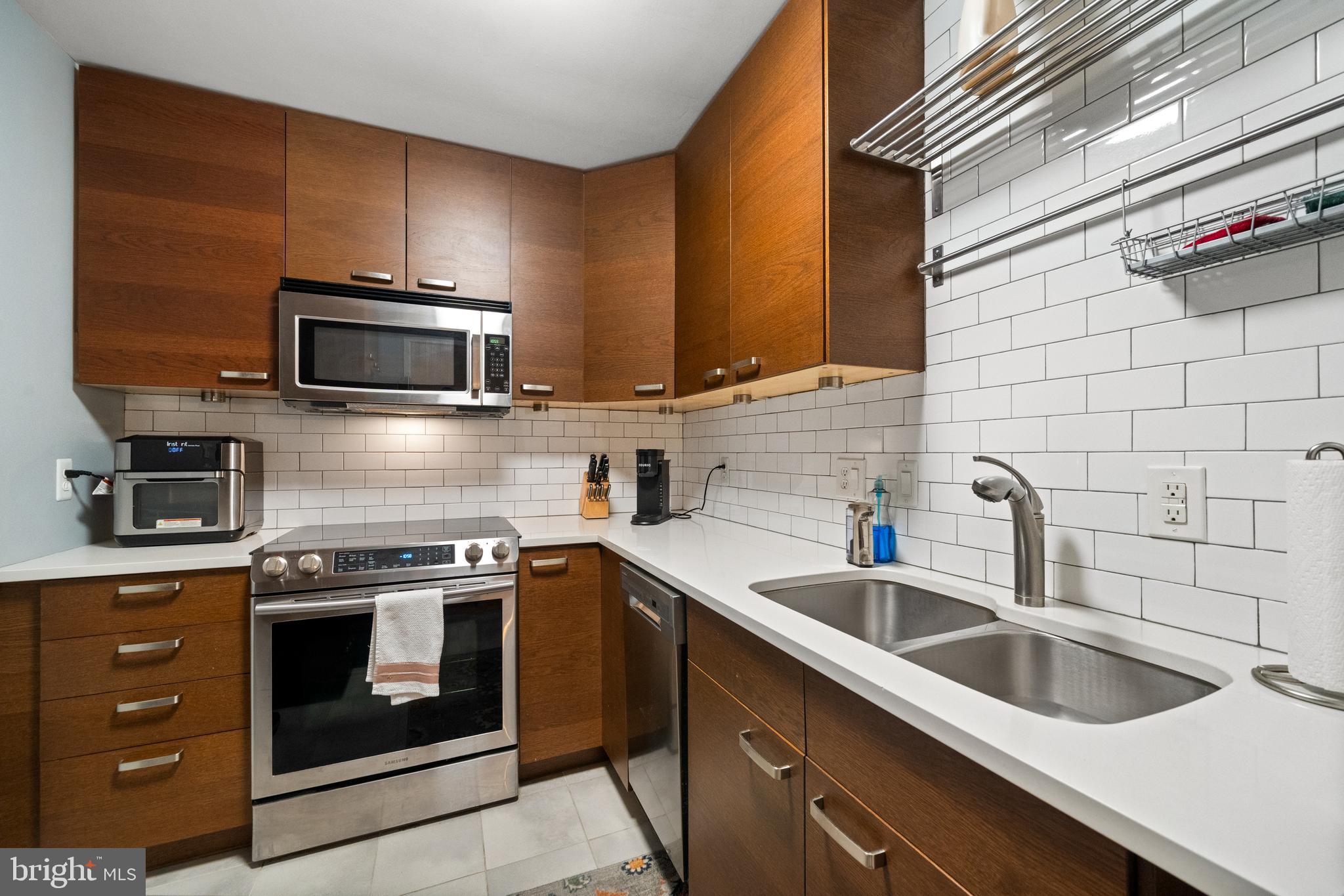 530 N Street Southwest, Unit S706 Washington, DC 20024 - Photo 15 of 46
