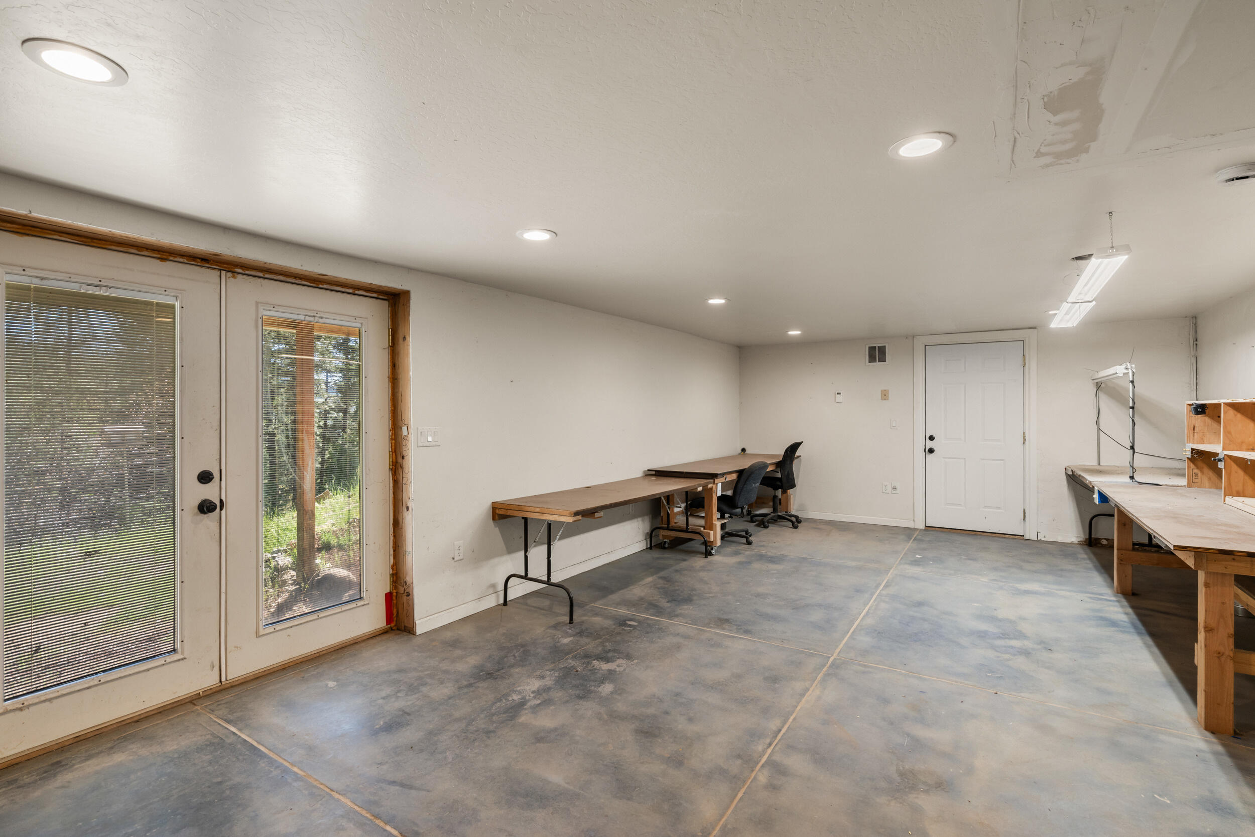 827 Tyler Creek Road Ashland, OR 97520 - Photo 26 of 32