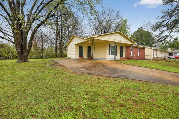 $99,900 | 5410 Cedar Bluff Drive, Memphis, TN 38127