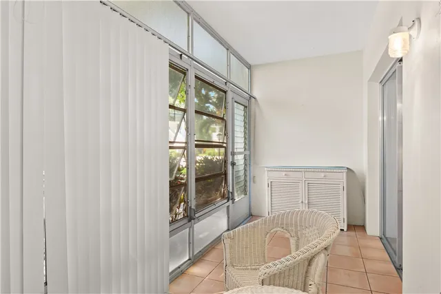 a view of a fountain in front of a building