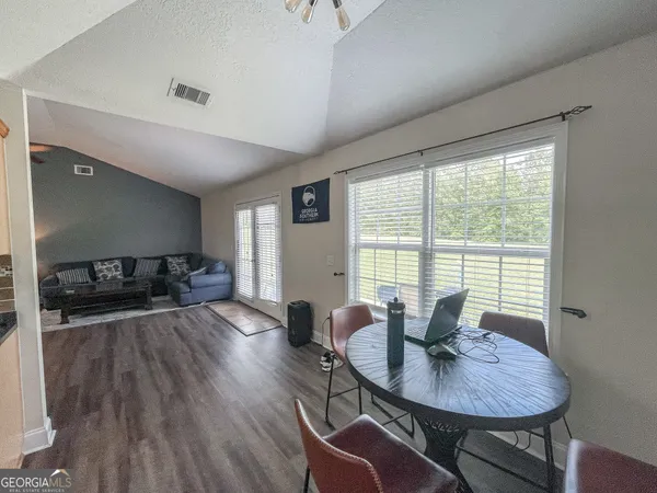 $1,825 | 613 Waverly Lane, Statesboro, GA 30458