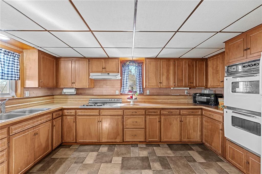 29870 Lookout Road Paola, KS 66071 - Photo 21 of 66