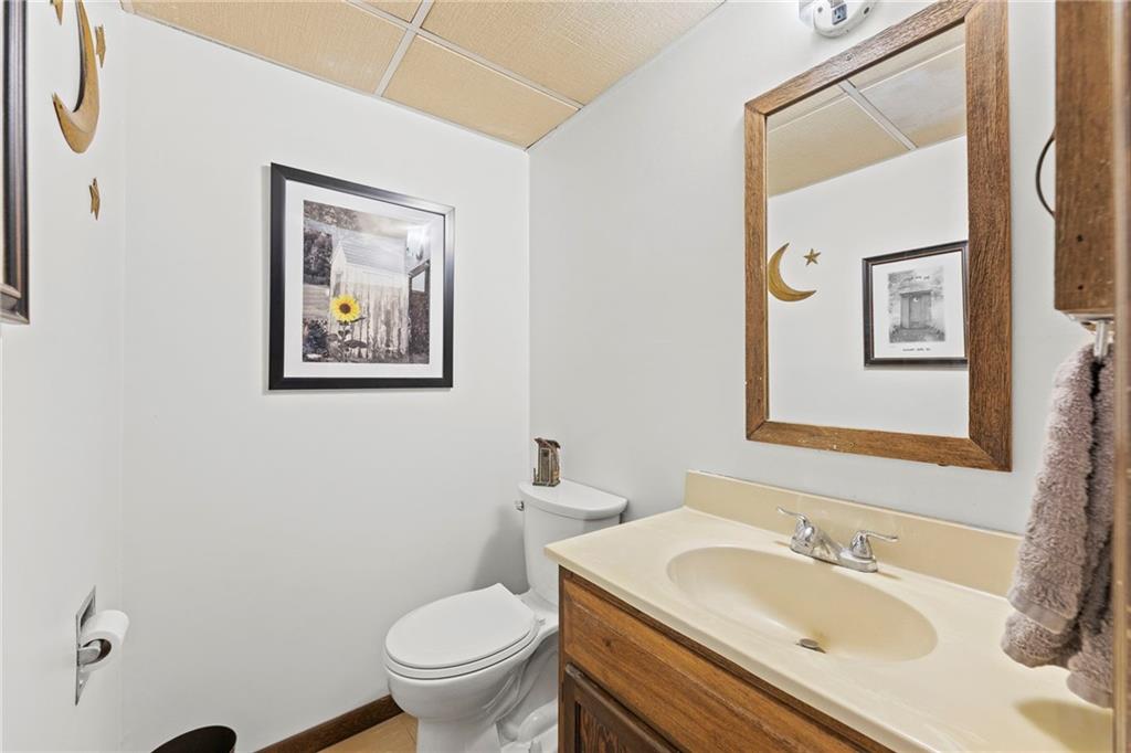 29870 Lookout Road Paola, KS 66071 - Photo 31 of 66