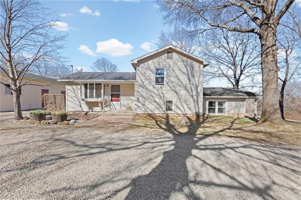 29870 Lookout Road Paola, KS 66071 - Photo 7 of 66