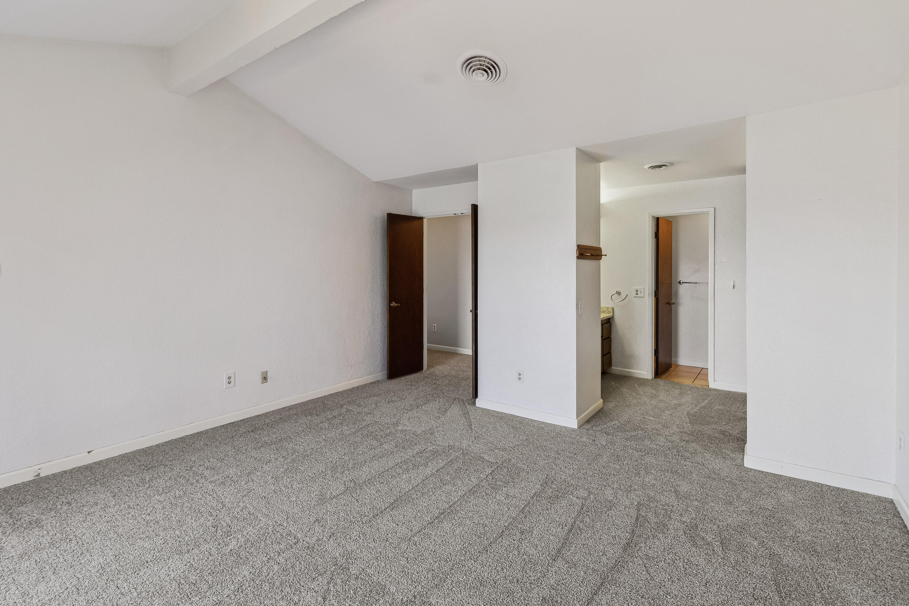 1959 Bechelli Lane Redding, CA 96002 - Photo 18 of 46 Primary Bedroom