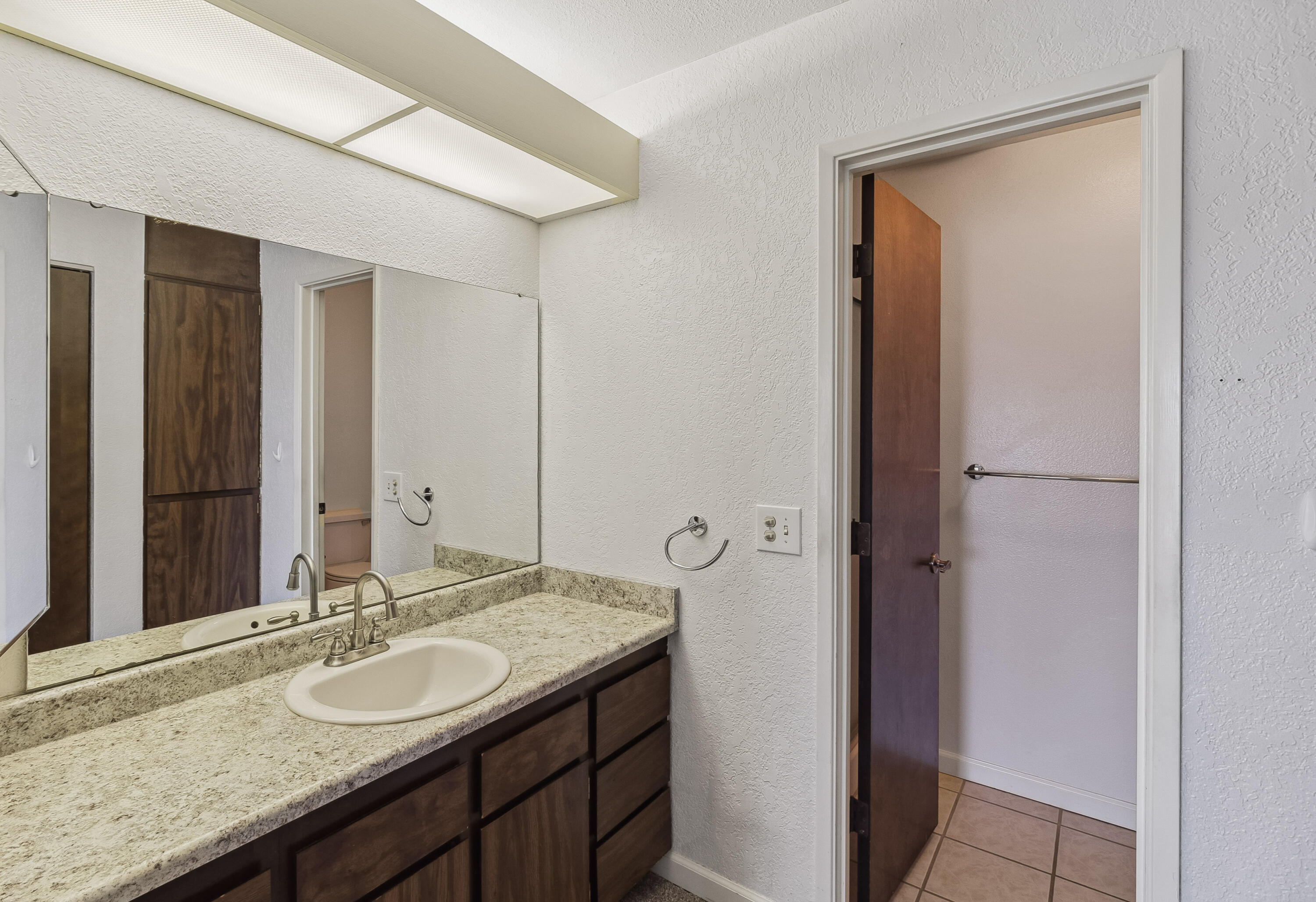 1959 Bechelli Lane Redding, CA 96002 - Photo 24 of 46 Primary Bathroom