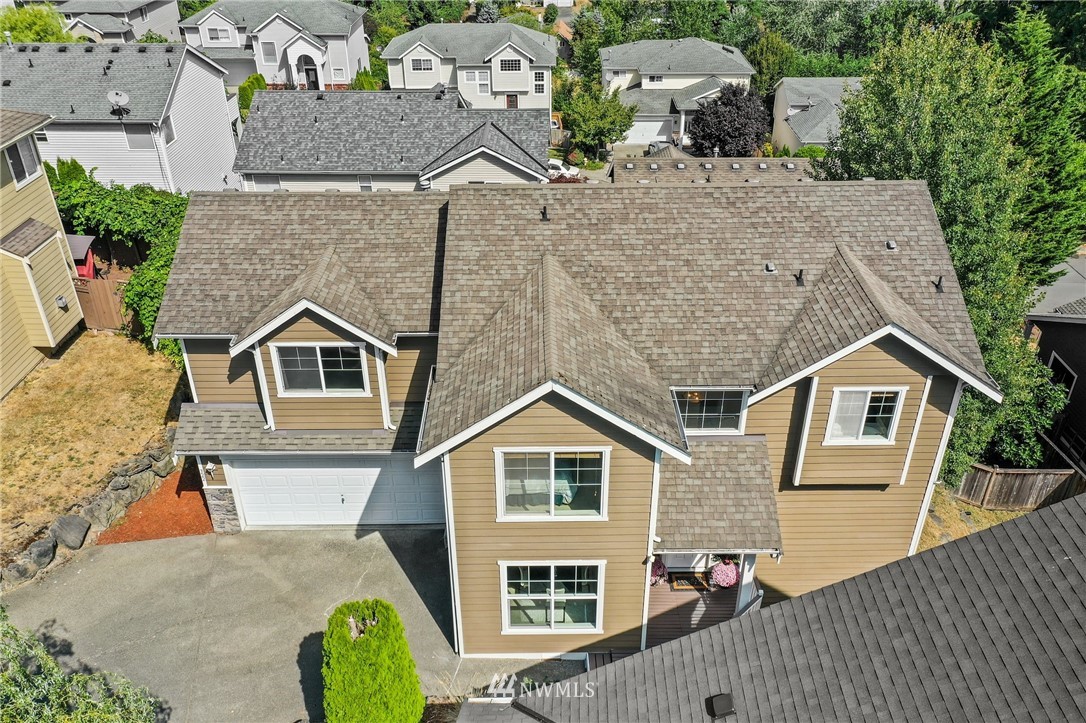 322 South 21st Street Renton, WA 98055 - Photo 2 of 29 an aerial view of a house with a yard