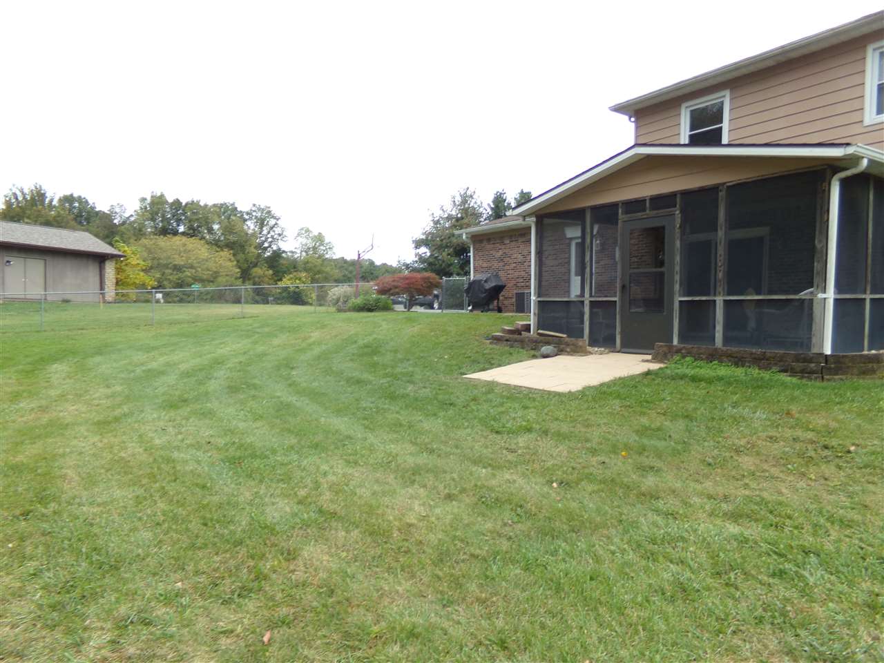 2436 West Ridge Road Peru, IN 46970 - Photo 3 of 14
