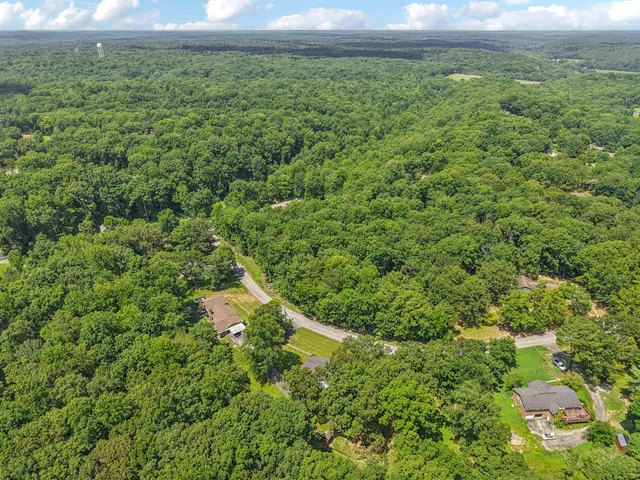 $339,999 | 106 Dogwood Circle, Waverly, TN 37185