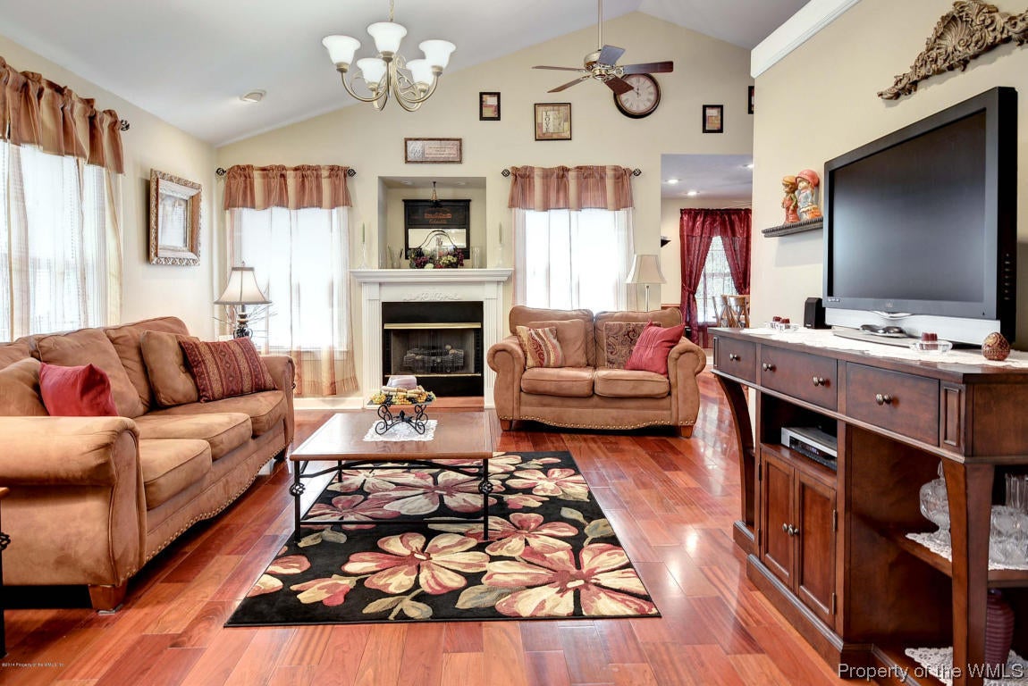 825 East Little Back River Road Hampton, VA 23669 - Photo 5 of 44 Gallery Image 5