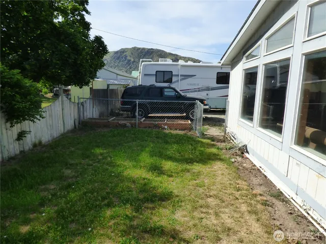 $349,000 | 106 1/2 East Indian Avenue, Brewster, WA 98812