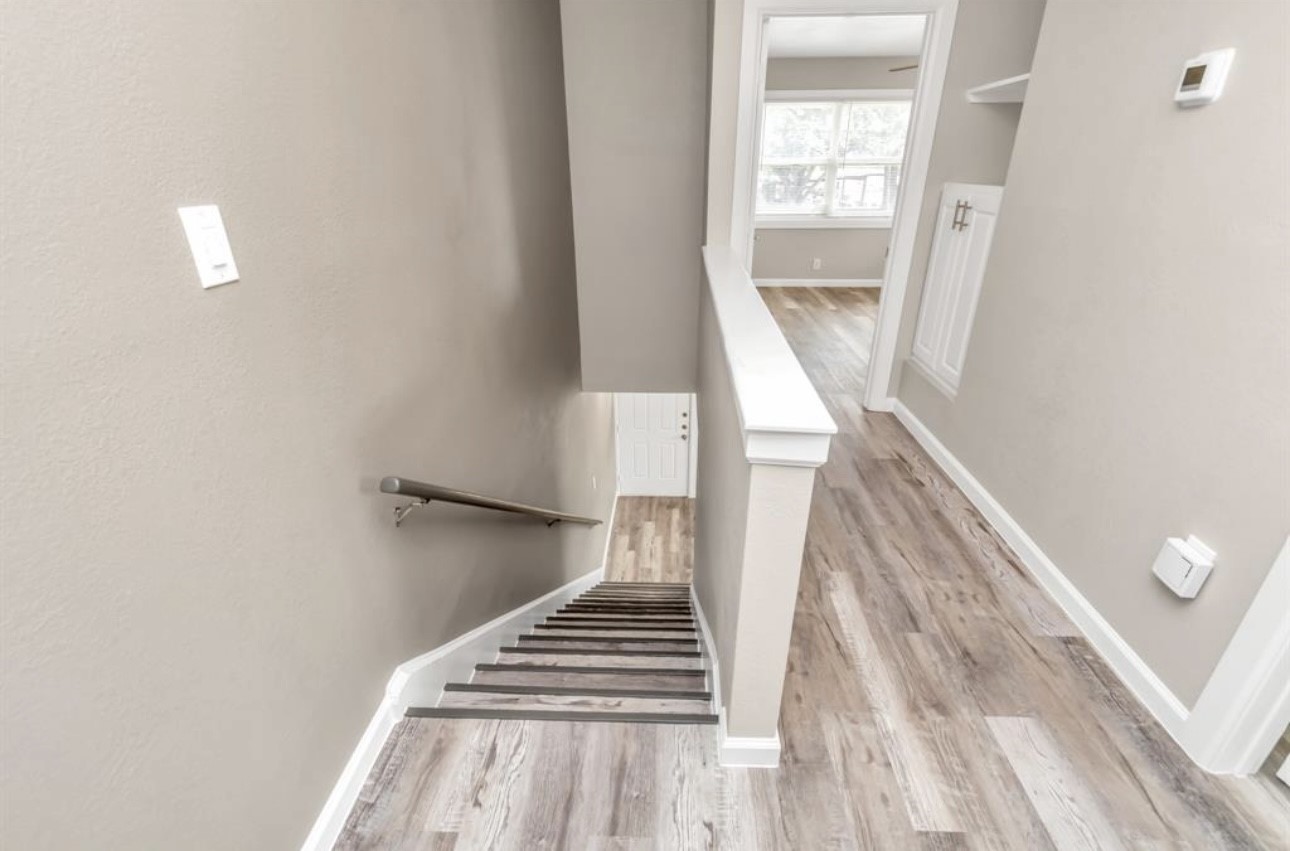3404 Blodgett Street Houston, TX 77004 - Photo 7 of 19 a view of entryway