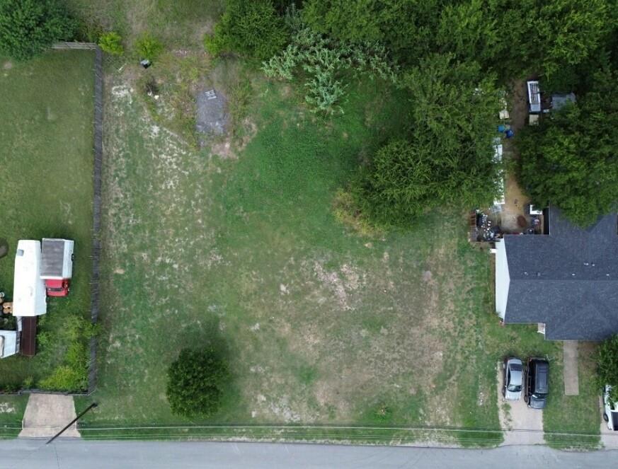 222 Overlook Drive Red Oak, TX 75154 - Photo 4 of 11 view of outdoor space and yard