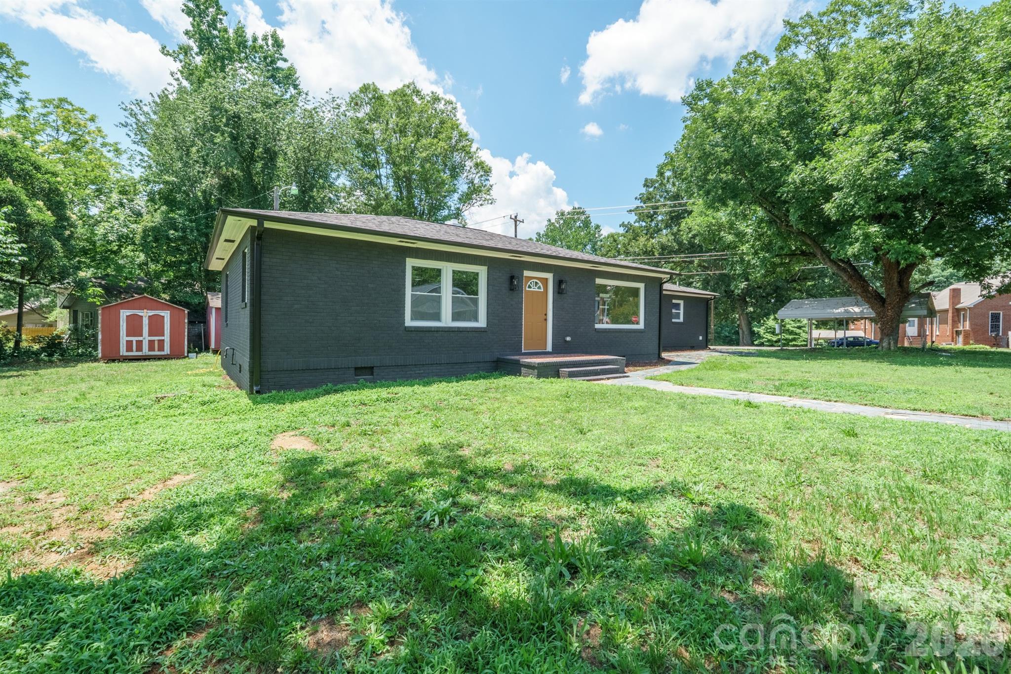841 Murphy Street Kannapolis, NC 28081 - Photo 2 of 44