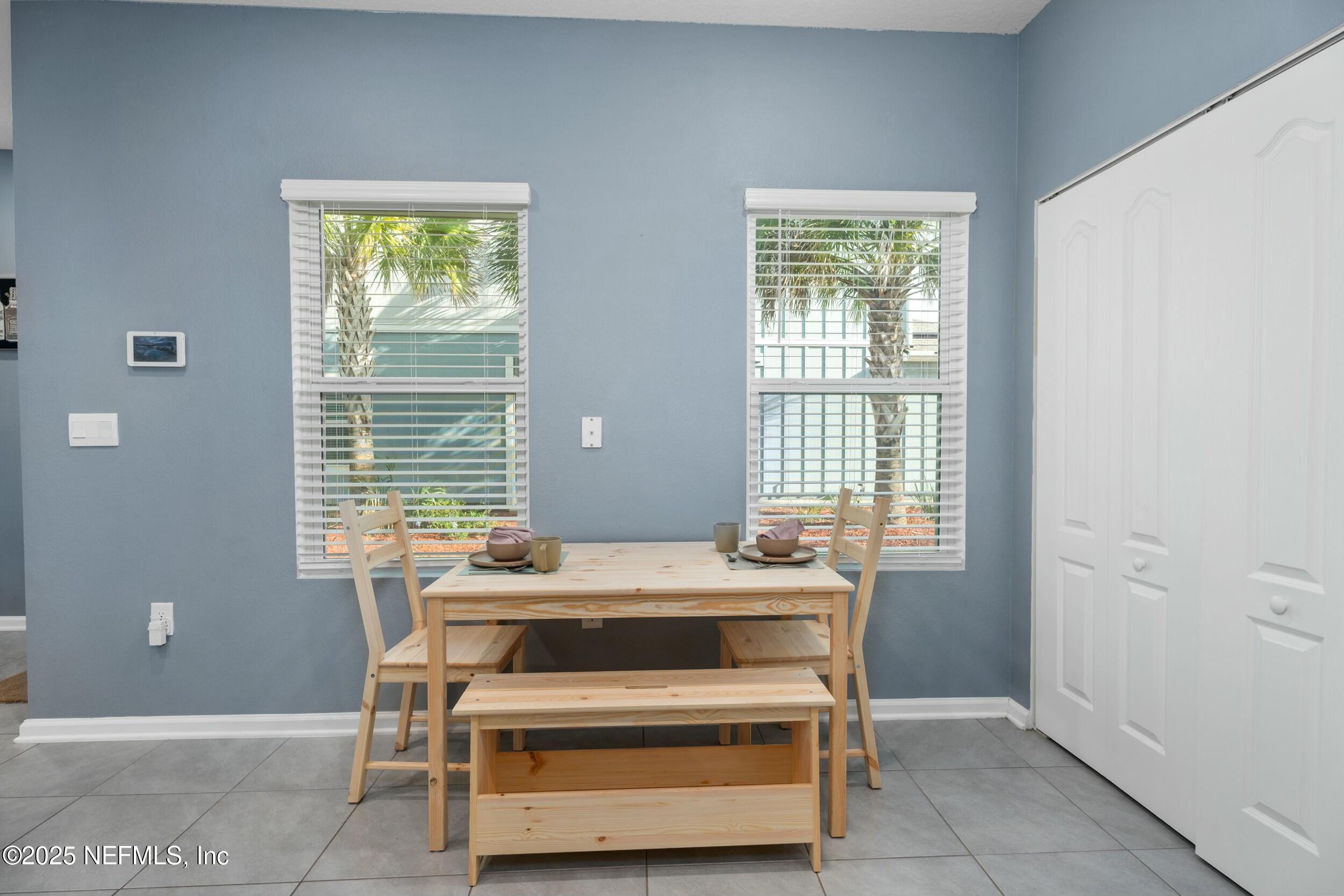 237 Aralia Lane Jacksonville, FL 32216 - Photo 13 of 25 tempImagefGASUT