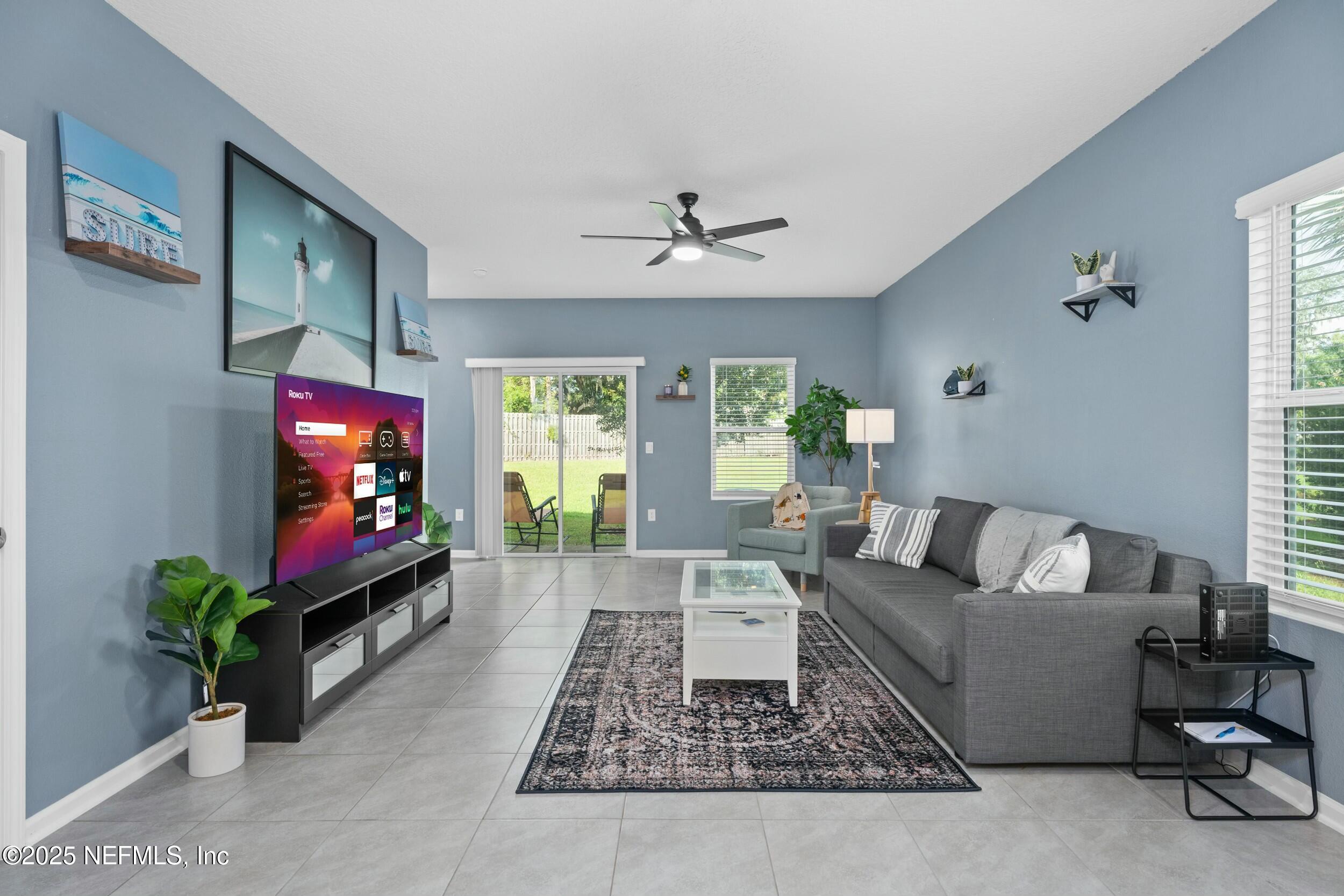 237 Aralia Lane Jacksonville, FL 32216 - Photo 4 of 25 tempImageJSDjzV