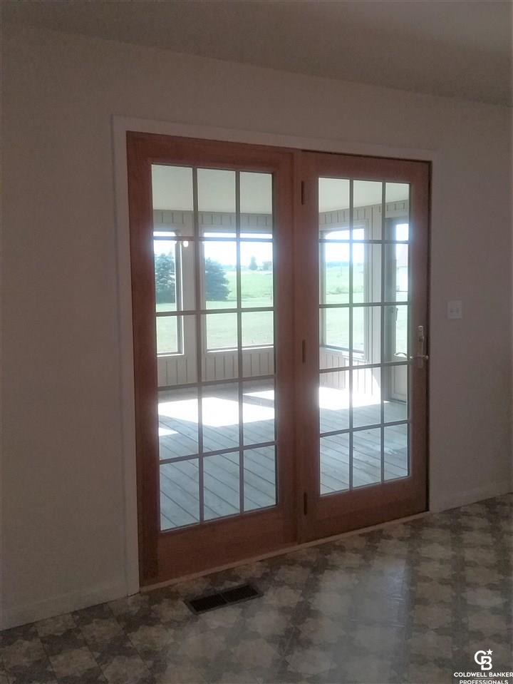 1885 North State Road Owosso, MI 48867 - Photo 19 of 21 31389486-18.JPG
