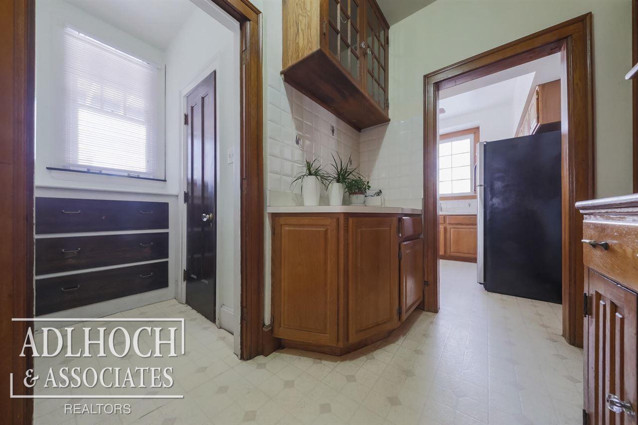 965 Pemberton Road Grosse Pointe, MI 48230 - Photo 14 of 32 31340425-13.JPG