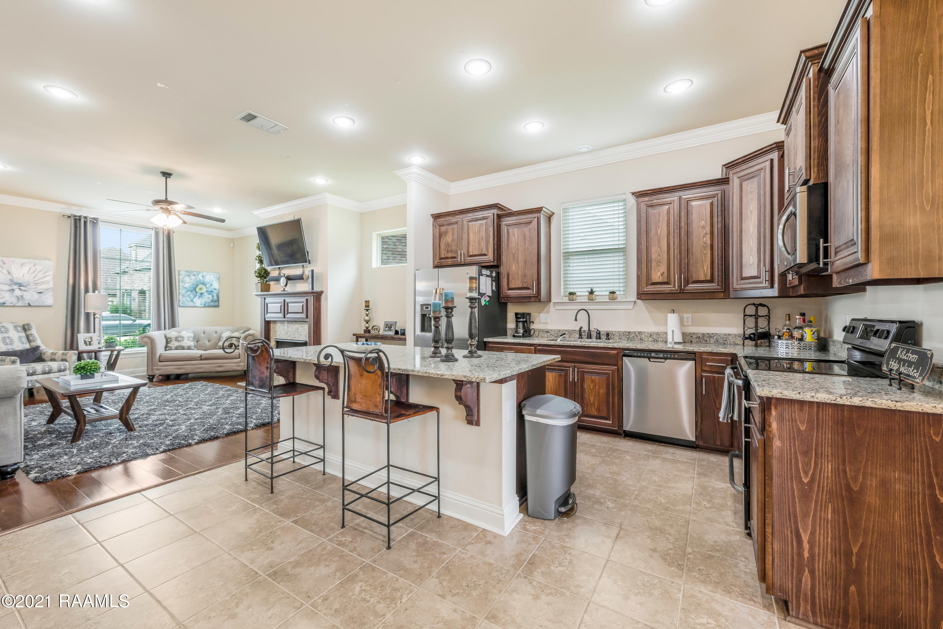 208 Shady Ridge Lane Lafayette, LA 70508 - Photo 8 of 27 Gallery Image 8