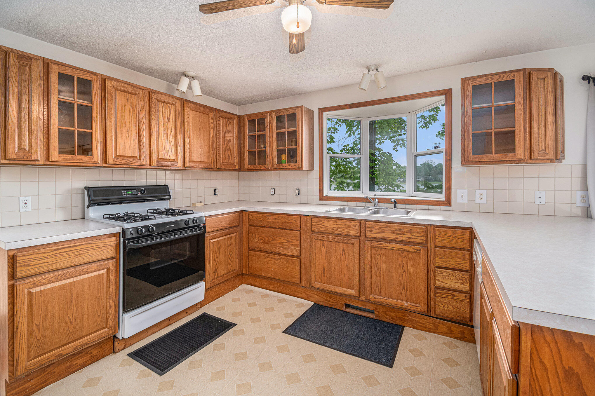 13085 East Englewright Drive Sand Lake, MI 49343 - Photo 6 of 65 008_wtm_0019_600