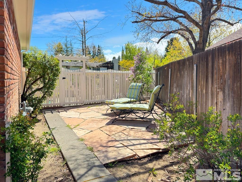 987 Mt Rose Street Reno, NV 89509 - Photo 32 of 34 a view of a backyard of the house