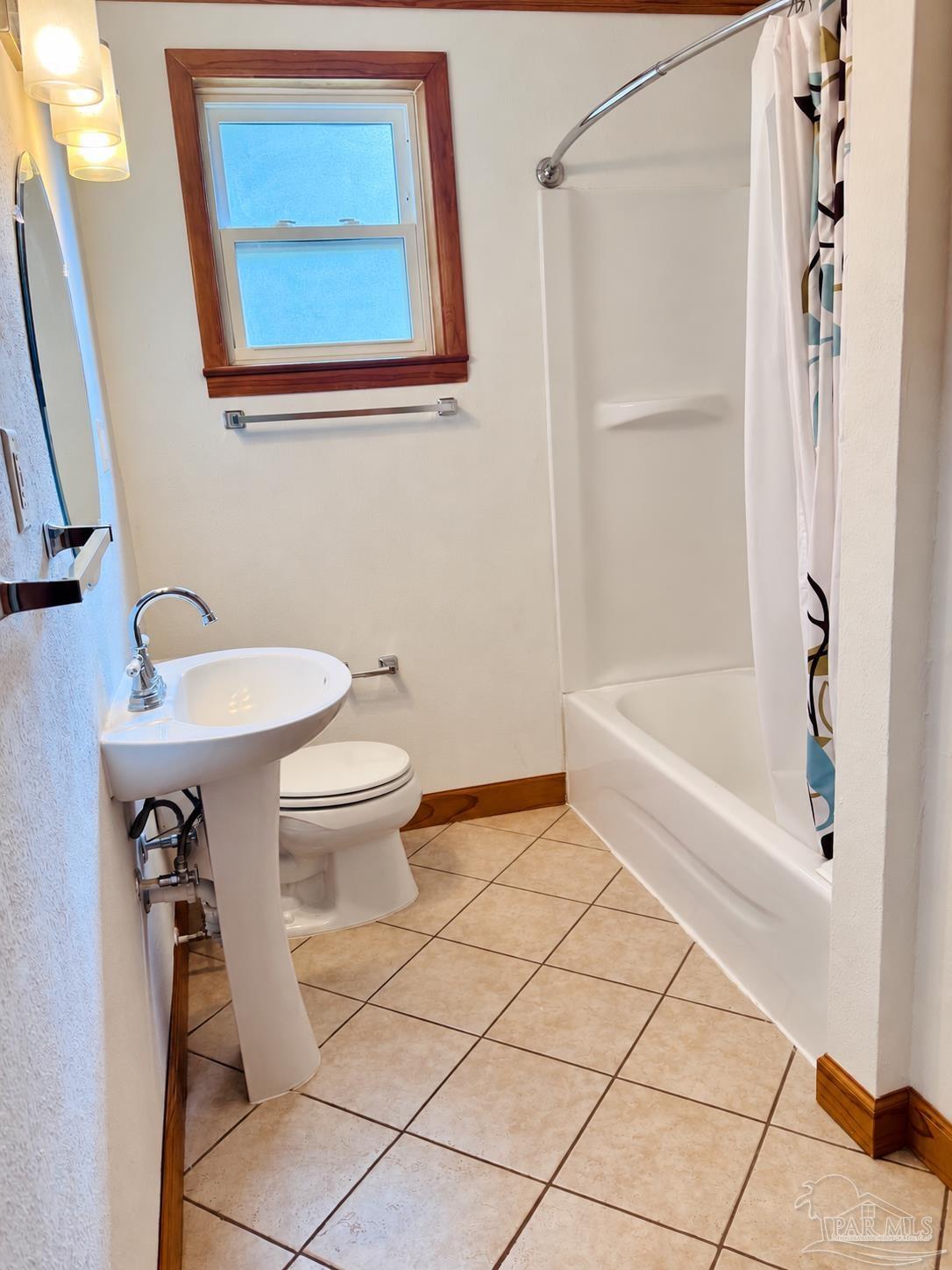 6636 Helms Road Pensacola, FL 32526 - Photo 15 of 32 Gallery Image 15