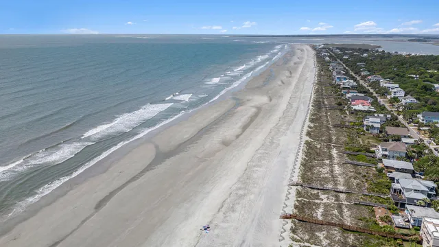 $999,000 | 126 West 2nd Street, Folly Beach, SC 29439