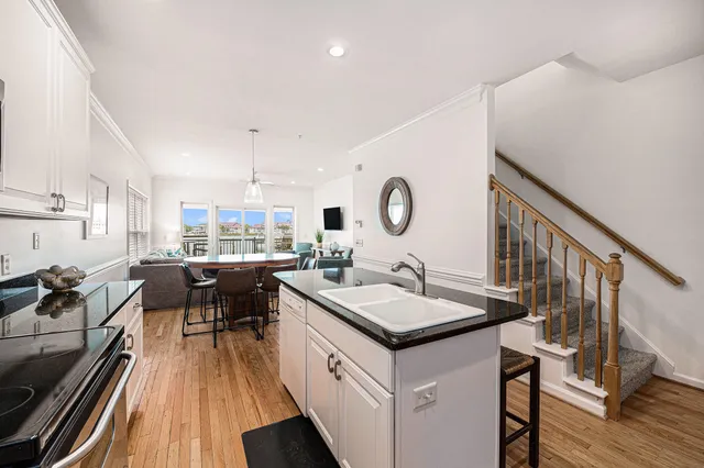 $999,000 | 126 West 2nd Street, Folly Beach, SC 29439