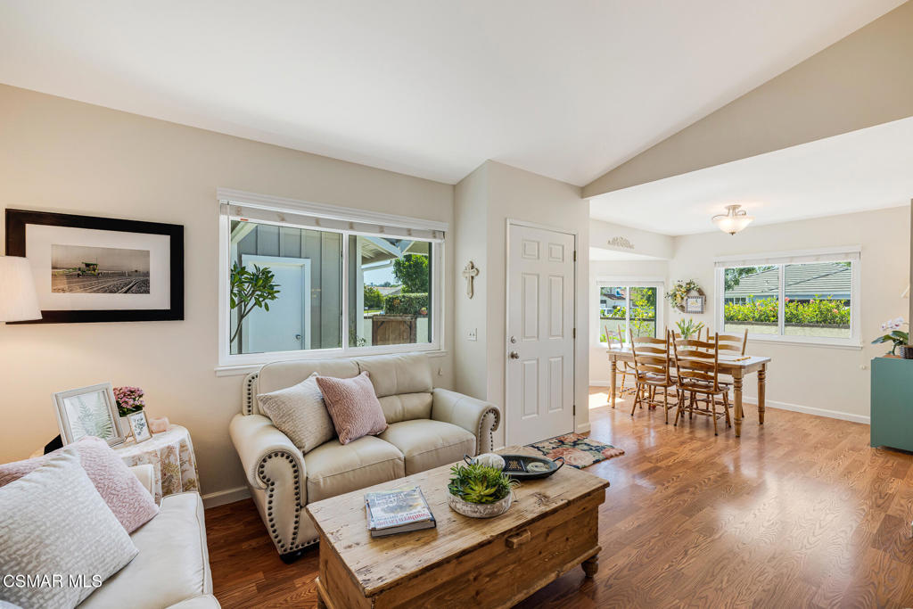 4507 North Ashtree Street Moorpark, CA 93021 - Photo 11 of 36