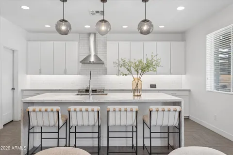 $950,000 | 1841 East Montecito Avenue, Phoenix, AZ 85016