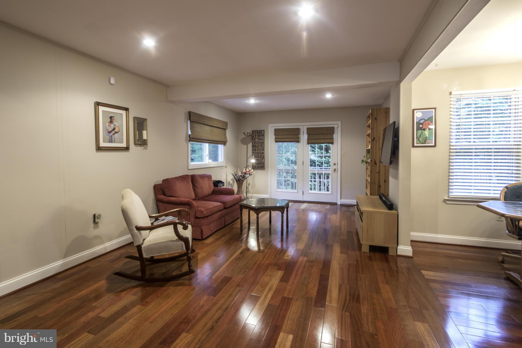 249 Mill Church Road Arnold, MD 21012 - Photo 11 of 27 Family Room