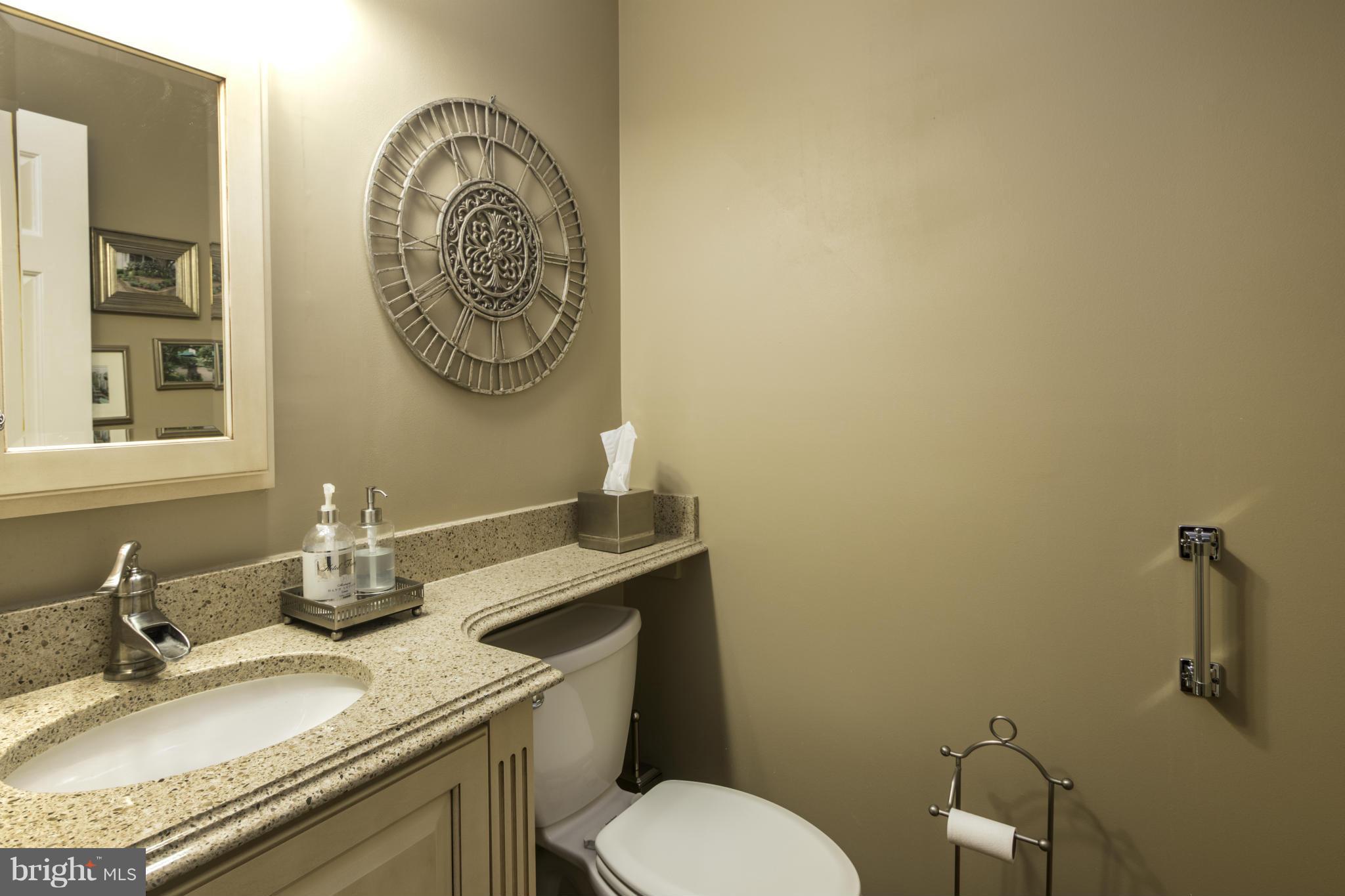 Half bath Main level