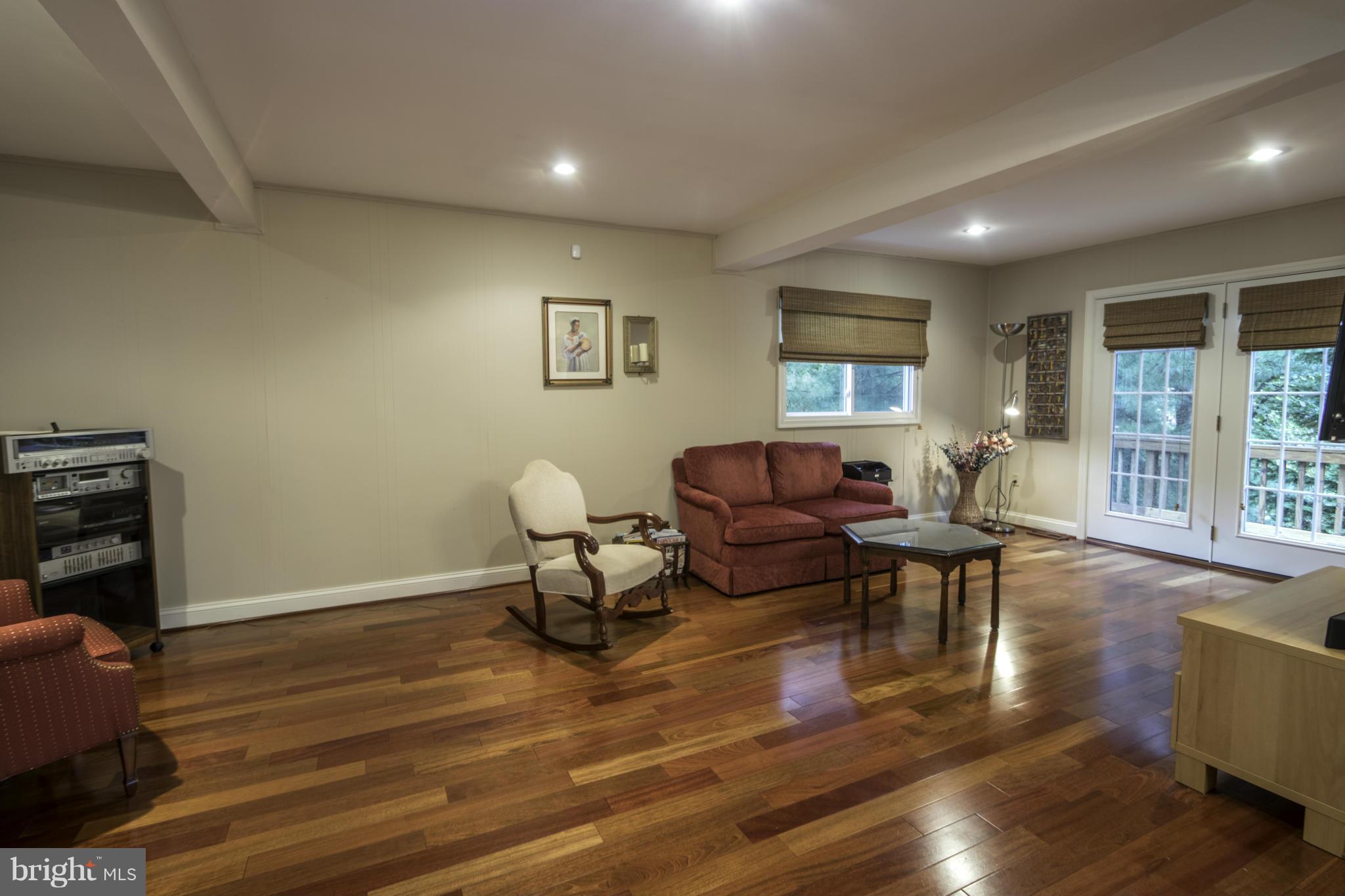 249 Mill Church Road Arnold, MD 21012 - Photo 8 of 27 Family Room