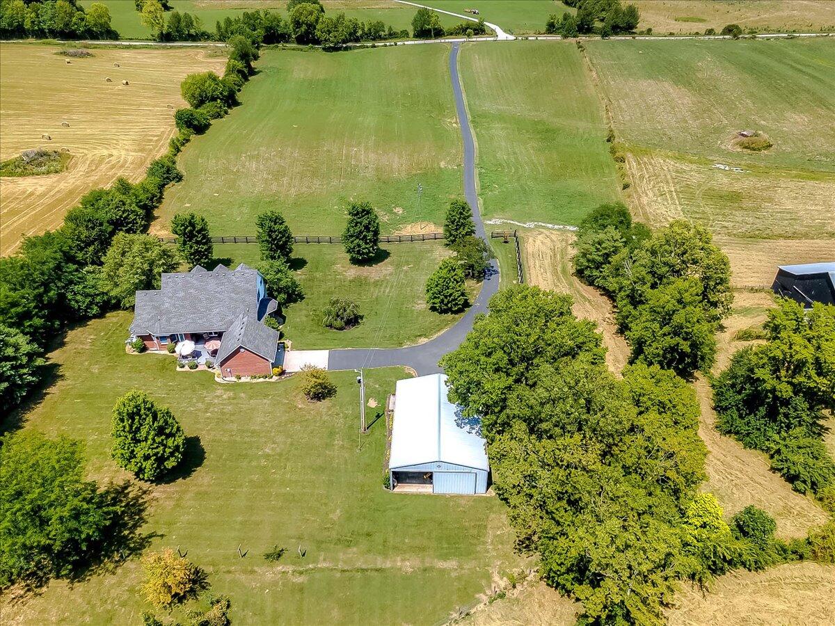 552 Iron Works Road Paris, KY 40361 - Photo 71 of 74 79-6-18