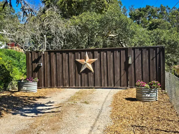 $1,649,000 | 17329 McGuffie Road, Salinas, CA 93907